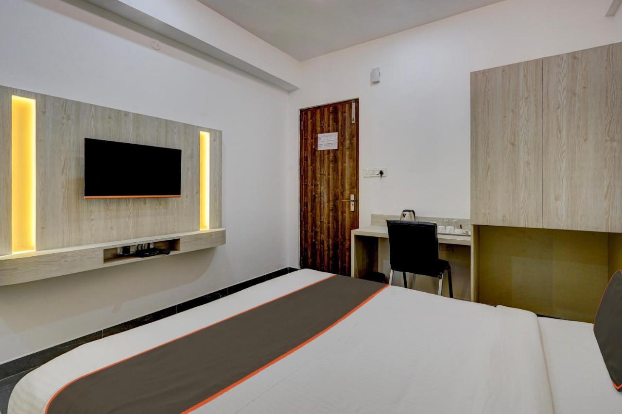 Collection O Silver Key Hotel 3*