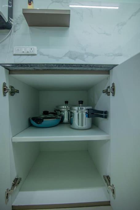 Awesome Unit In 2nd Floor Apartment