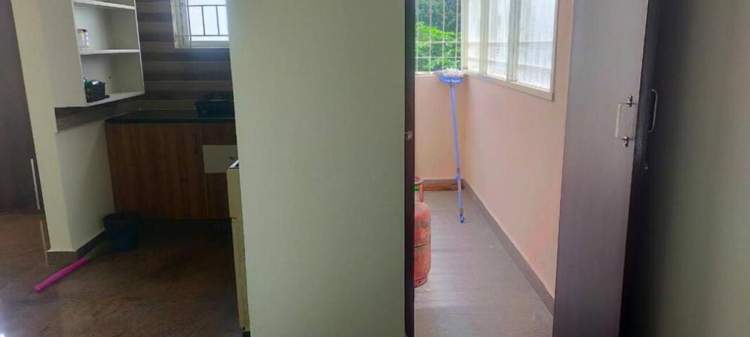 Apartment Cheerful 1bedroom House In 3rd Floor *