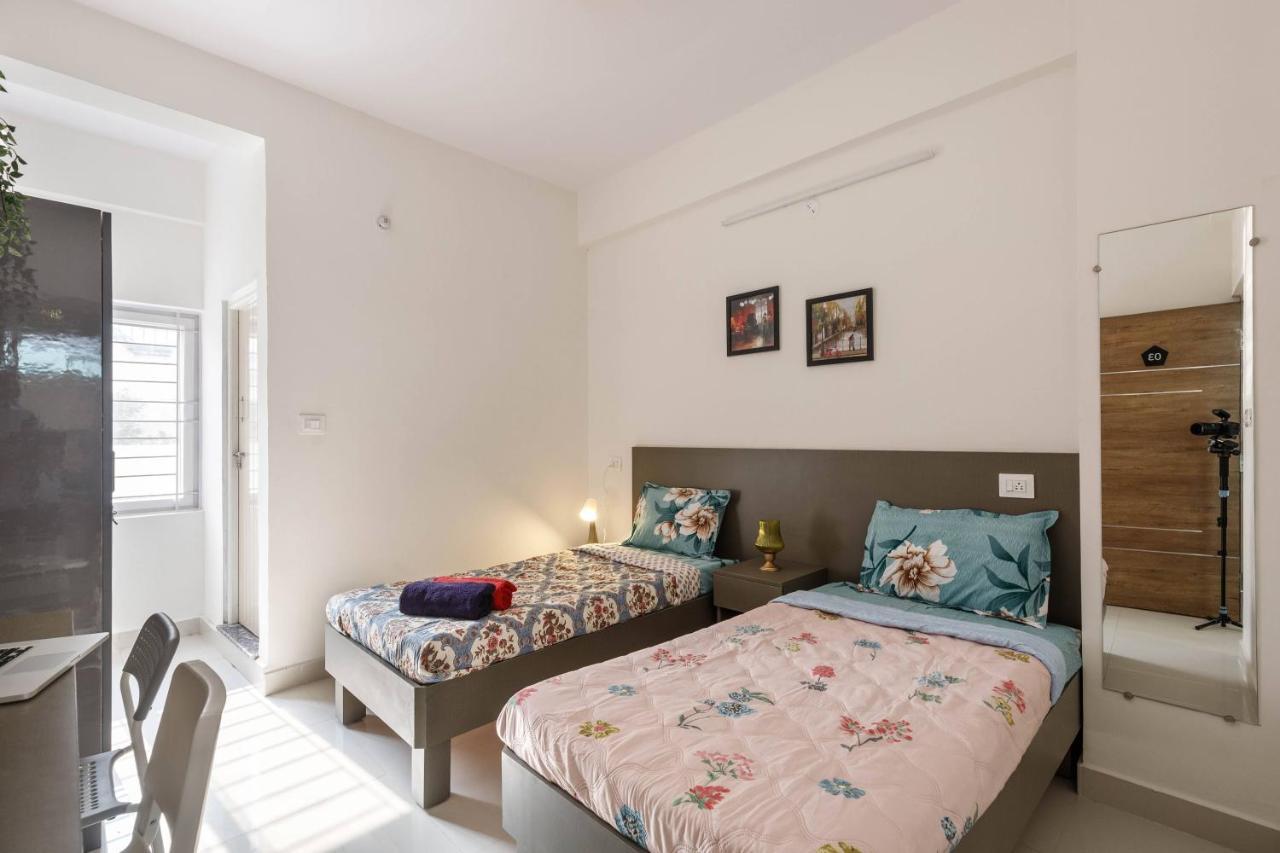 Awaits 455 Homestay Bangalore