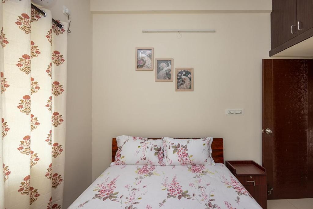 Apartment Contemporary With Balcony, Bangalore