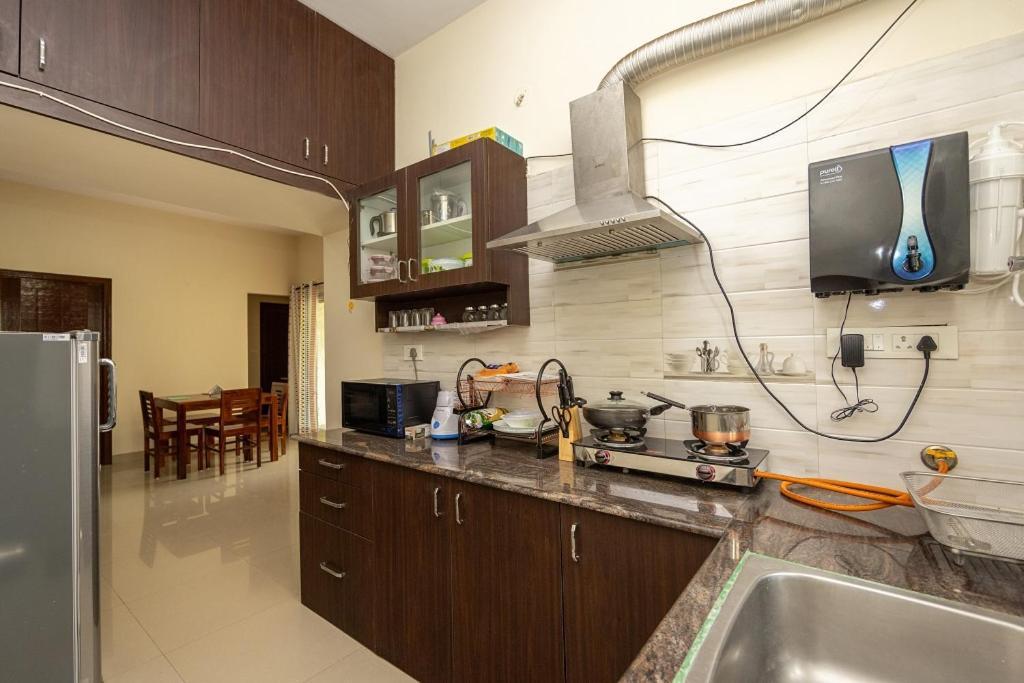 Apartment Contemporary With Balcony, *