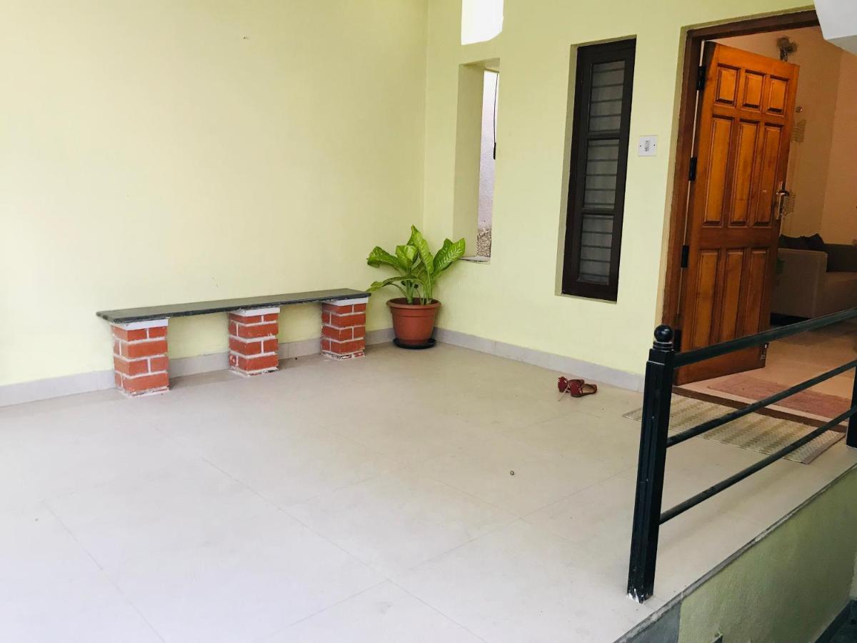 Away From In The Heart Of The City, 2&3 Bhk Villas Pousada Bangalore