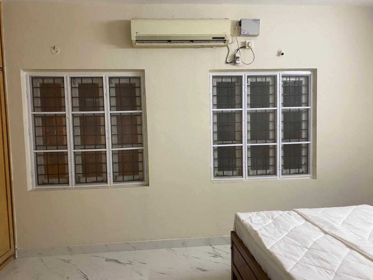 Bed & Breakfast Elhanan Transit *