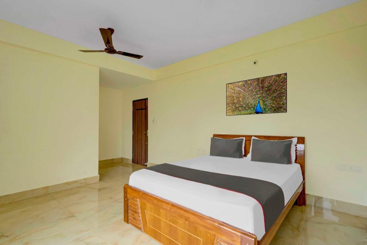 Collection O Emara Near Ascendas Park Square Mall Hotel 4*