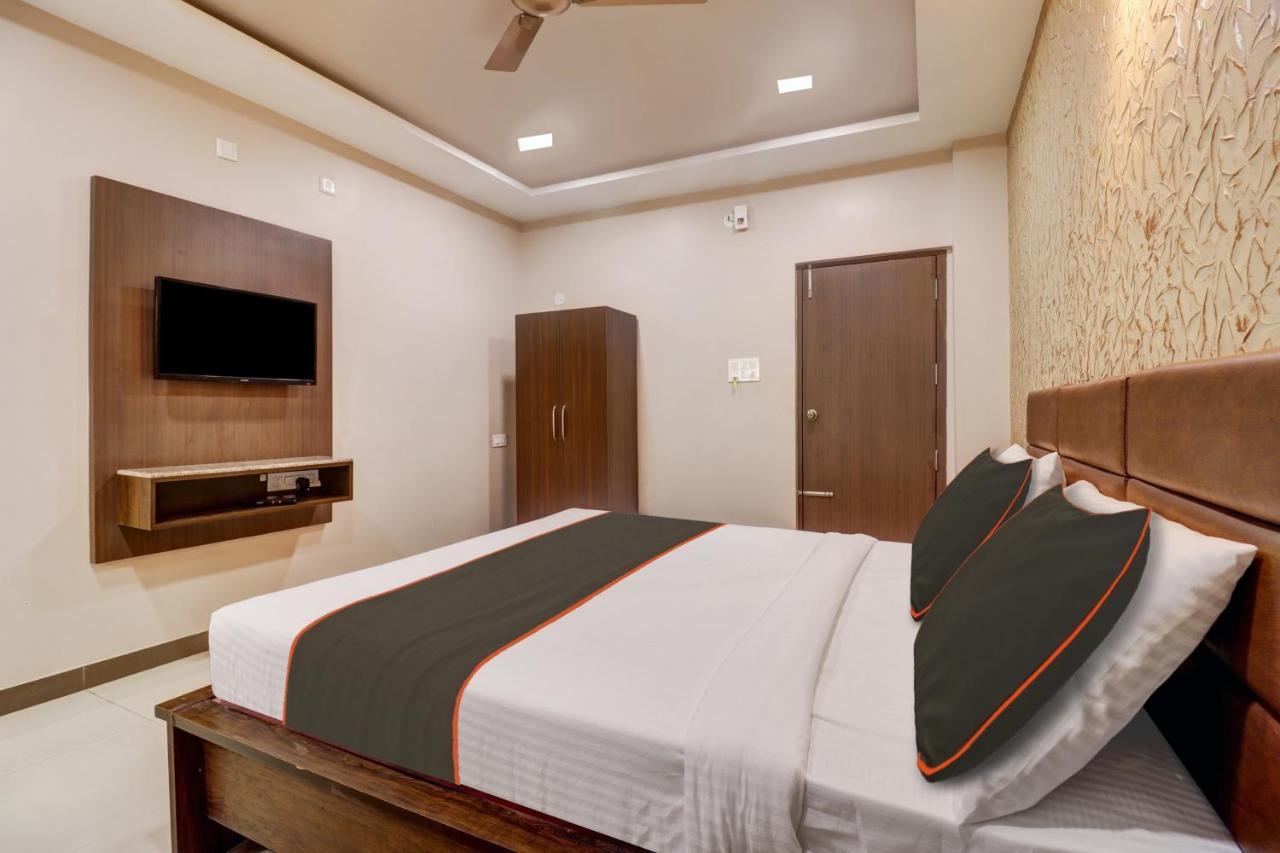 Super Collection O Emara Delight Executives Hotel 4*
