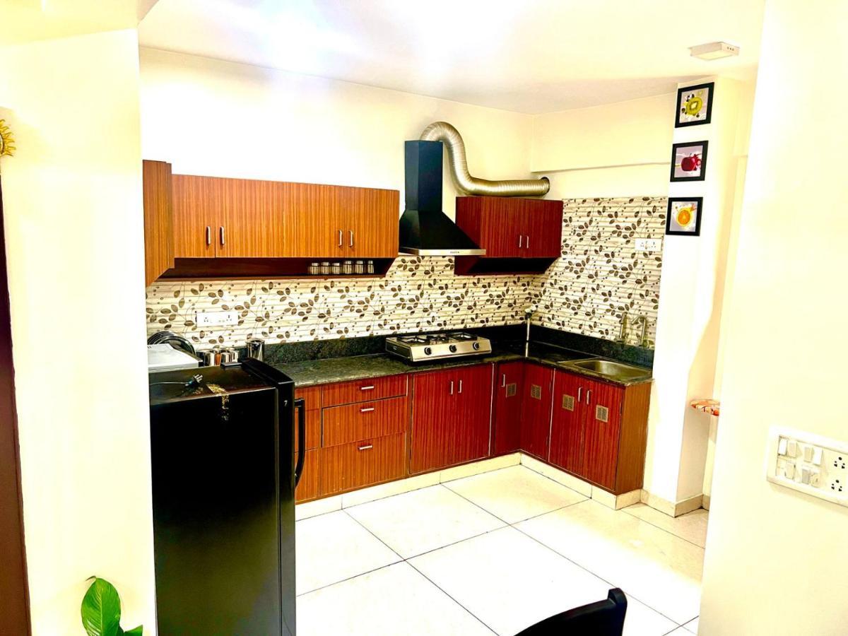 Puttaganesh Apartment *