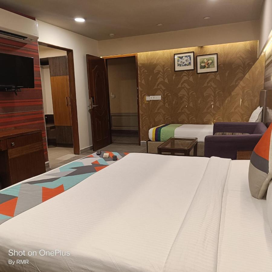 Astra & - Kadubeesanahalli ,opposite Oracle And Jp Morgan, Marathahalli Outer Ring Road 3*
