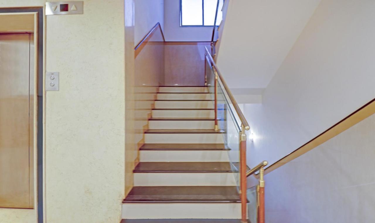 Hotel Treebo Suraksha Bangalore