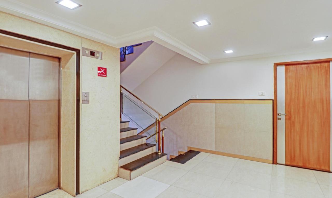 Hotel Treebo Suraksha