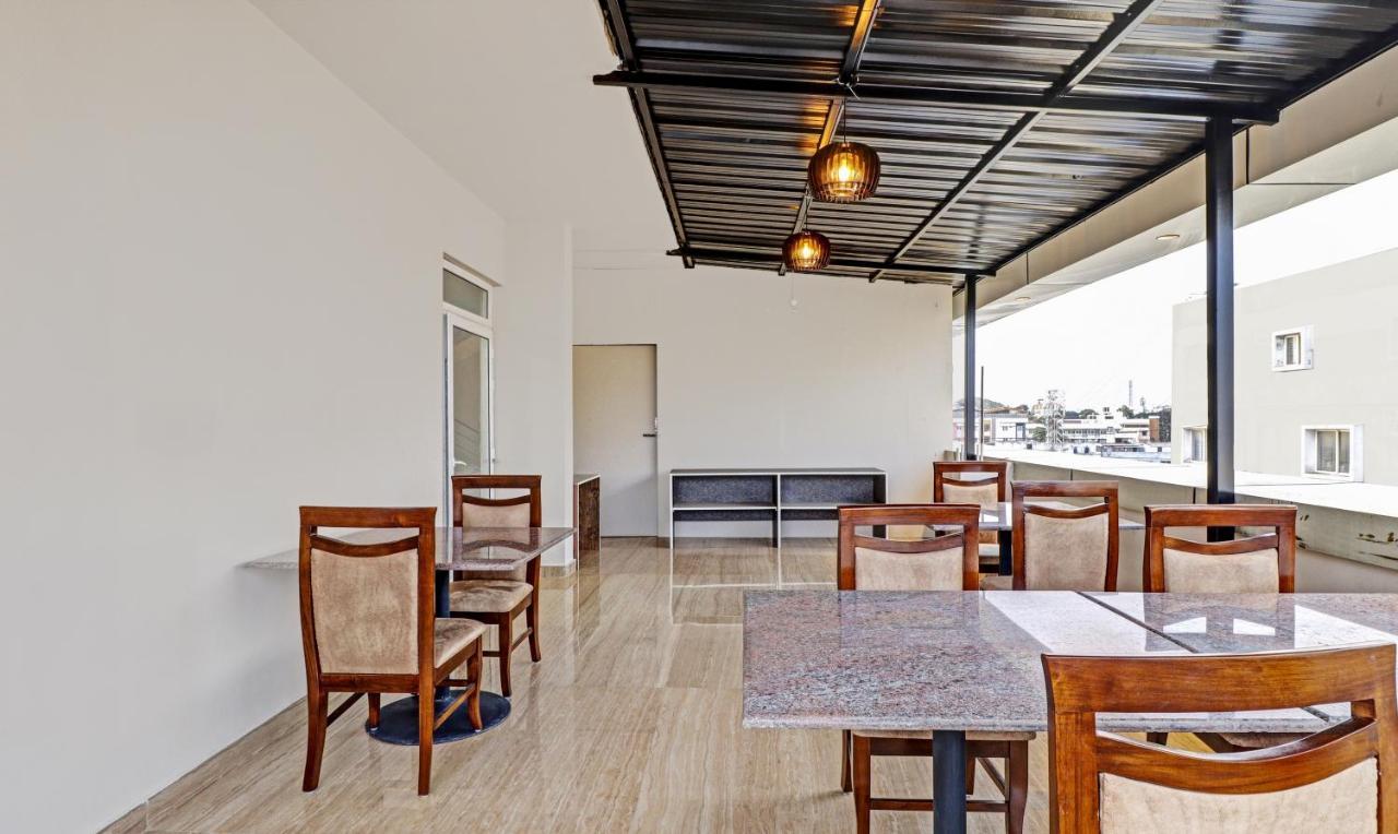 Treebo Zion Hotel 3*
