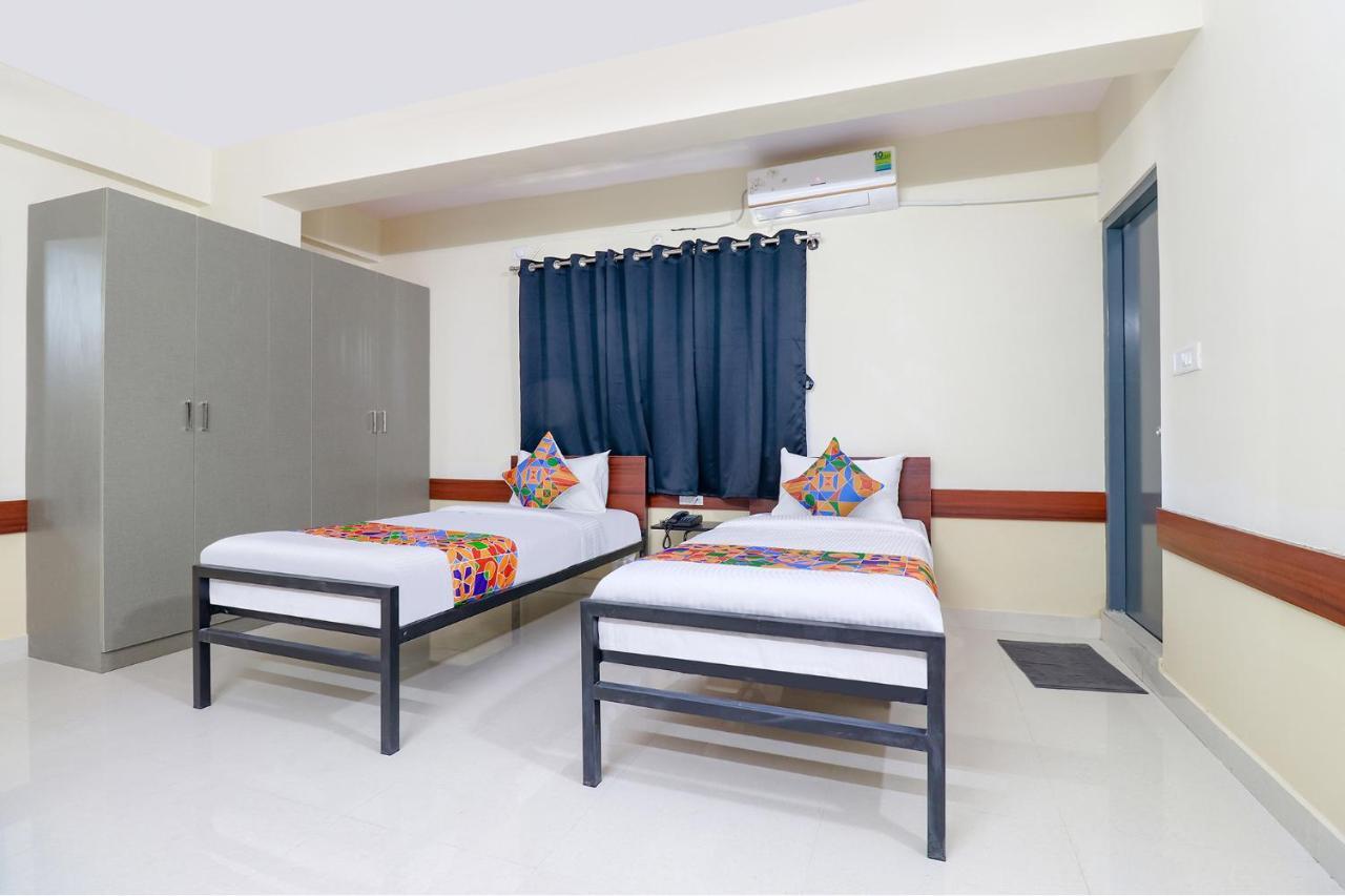 Banyan Tree Hotel 3*