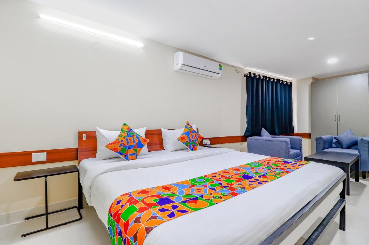 Banyan Tree Hotel 3*