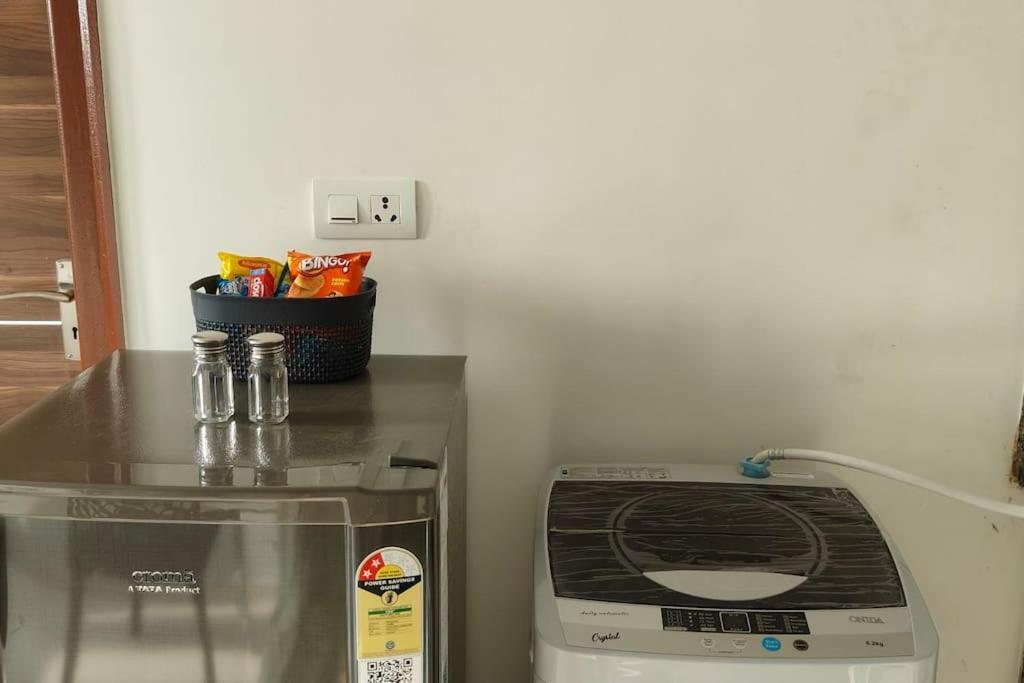 Compact Yet Beautiful 1bhk 402 Apartment
