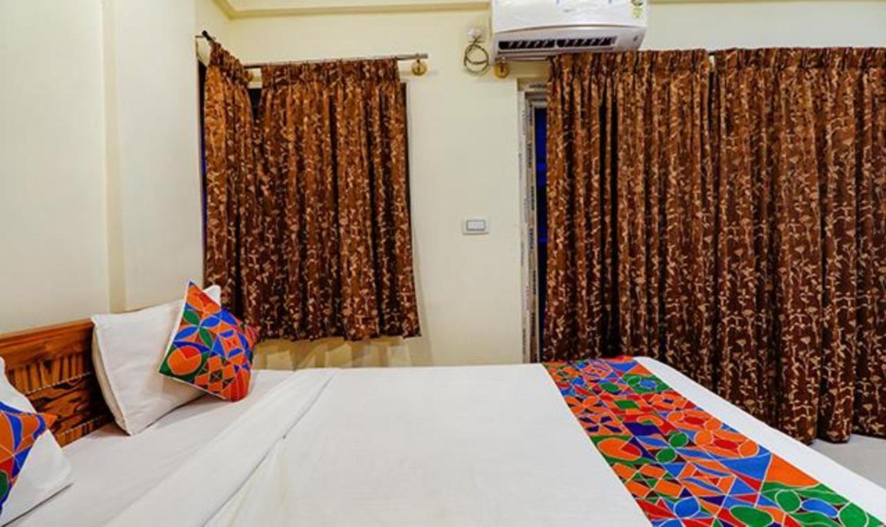 Hotel Fabhotel Kings And Bangalore
