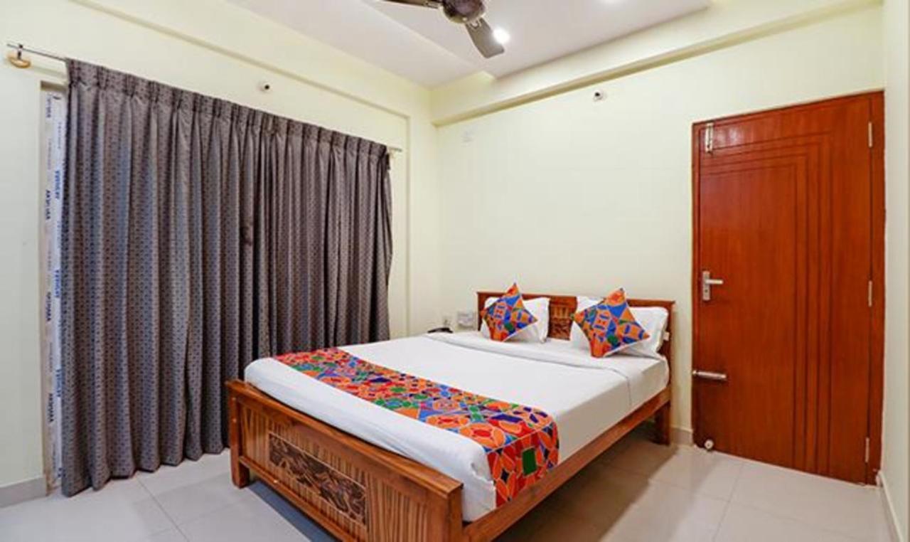 Fabhotel Kings And 3* Bangalore