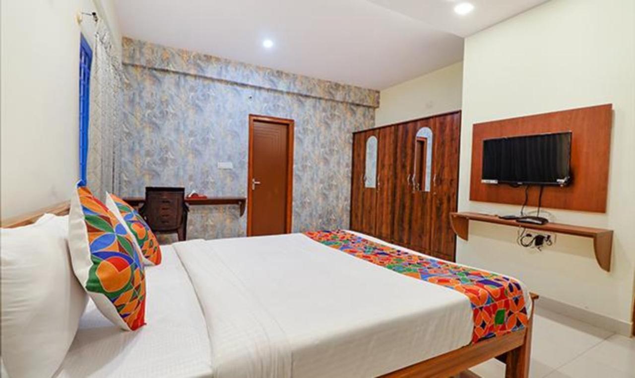 Hotel Fabhotel Kings And Bangalore