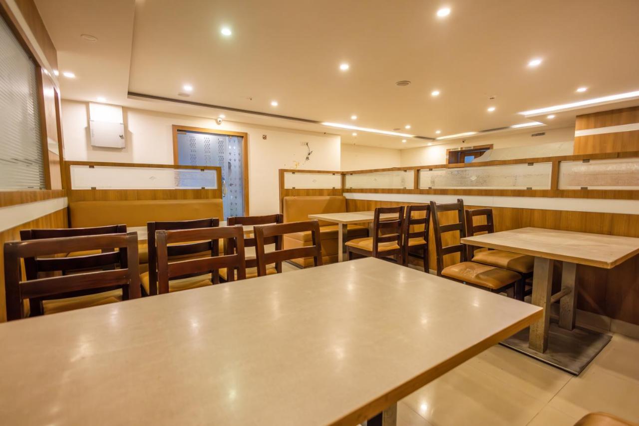 Suraksha Brookfield Hotel 3*