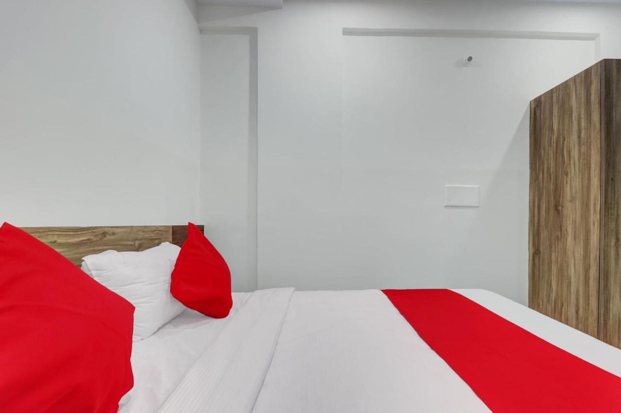 Sky Hotel 3*