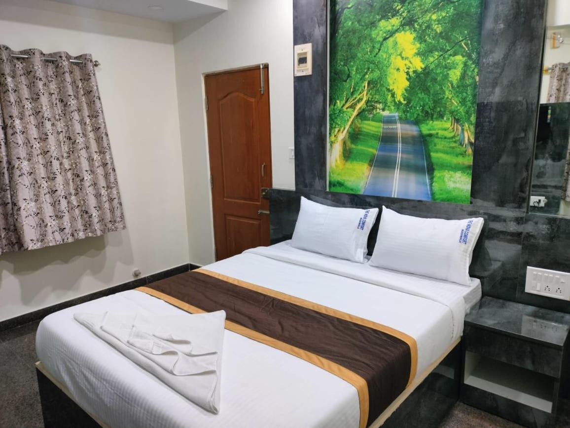 Nova Comforts Madiwala Hotel Bangalore