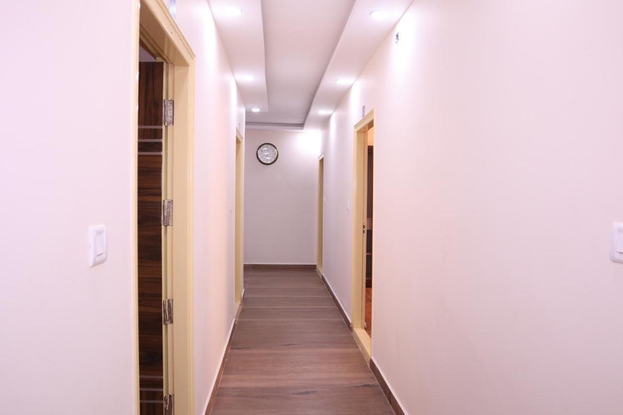 Smilestay Karanji Paradise 3* Bangalore