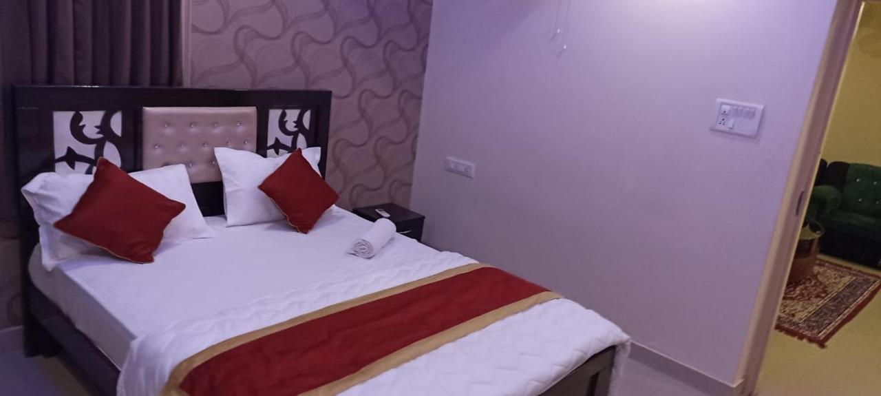 Urban Adams Service 3* Bangalore