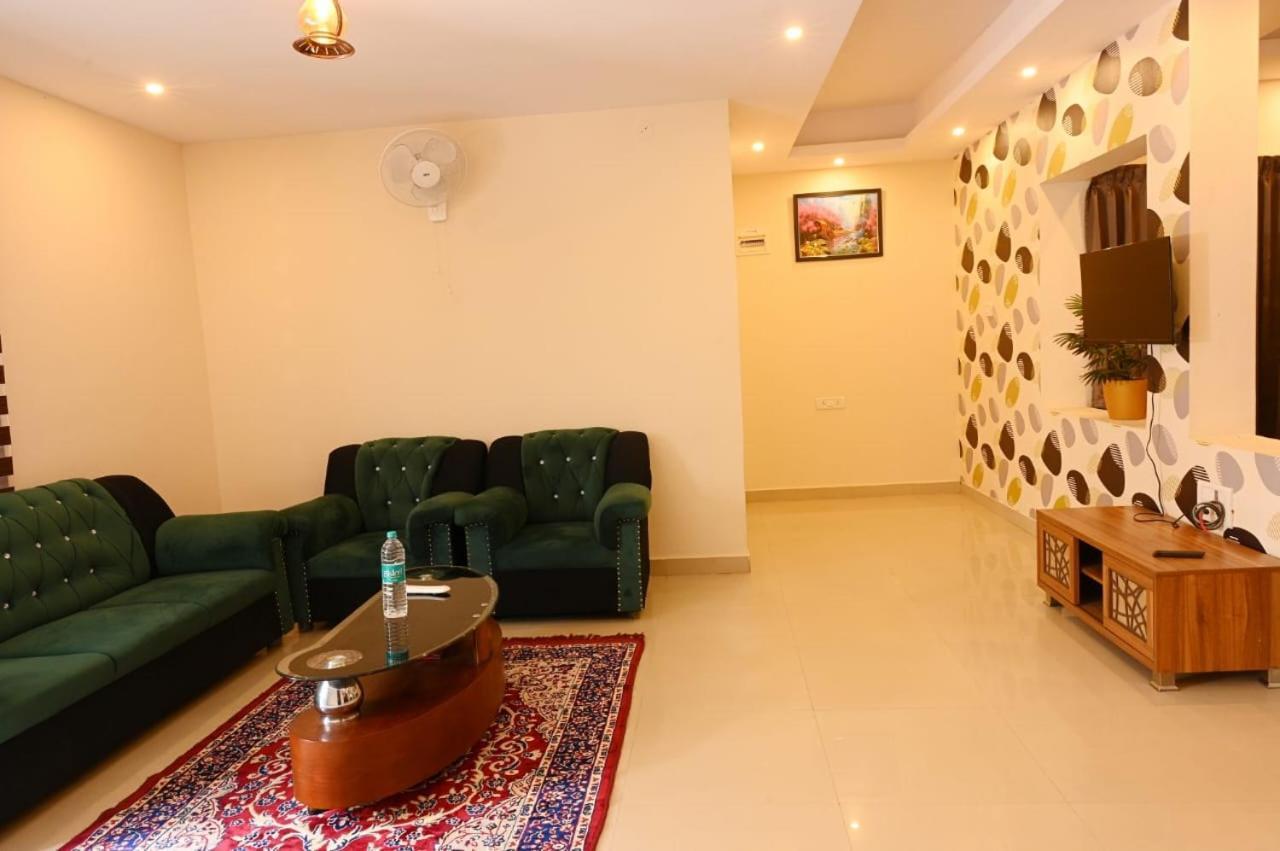 Hotel Urban Adams Service 3*