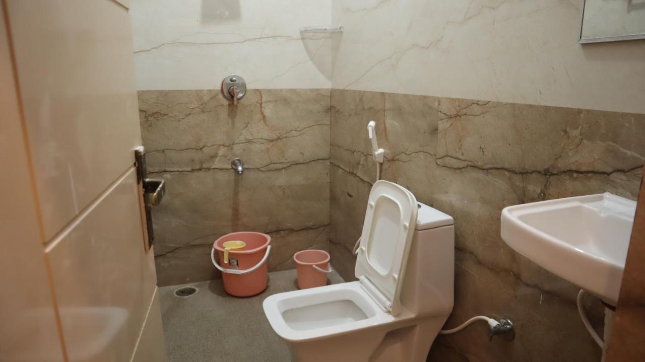 Smilestay Karanji Paradise 3* Bangalore