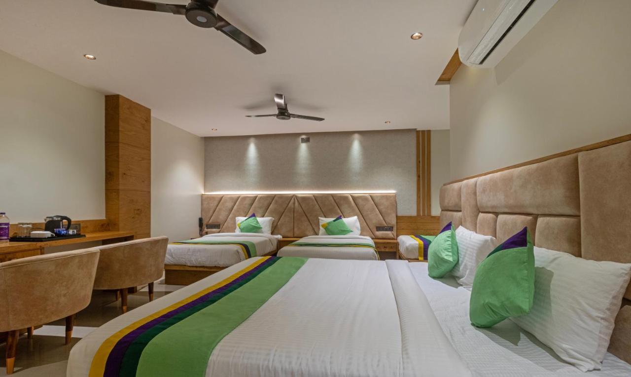 Hotel Treebo Tiba