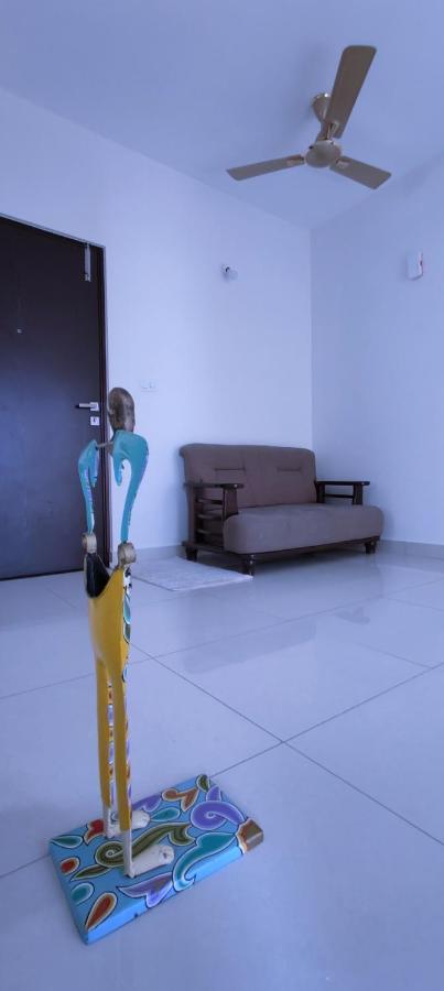 Apartamento Extraspace Kanakpura Road