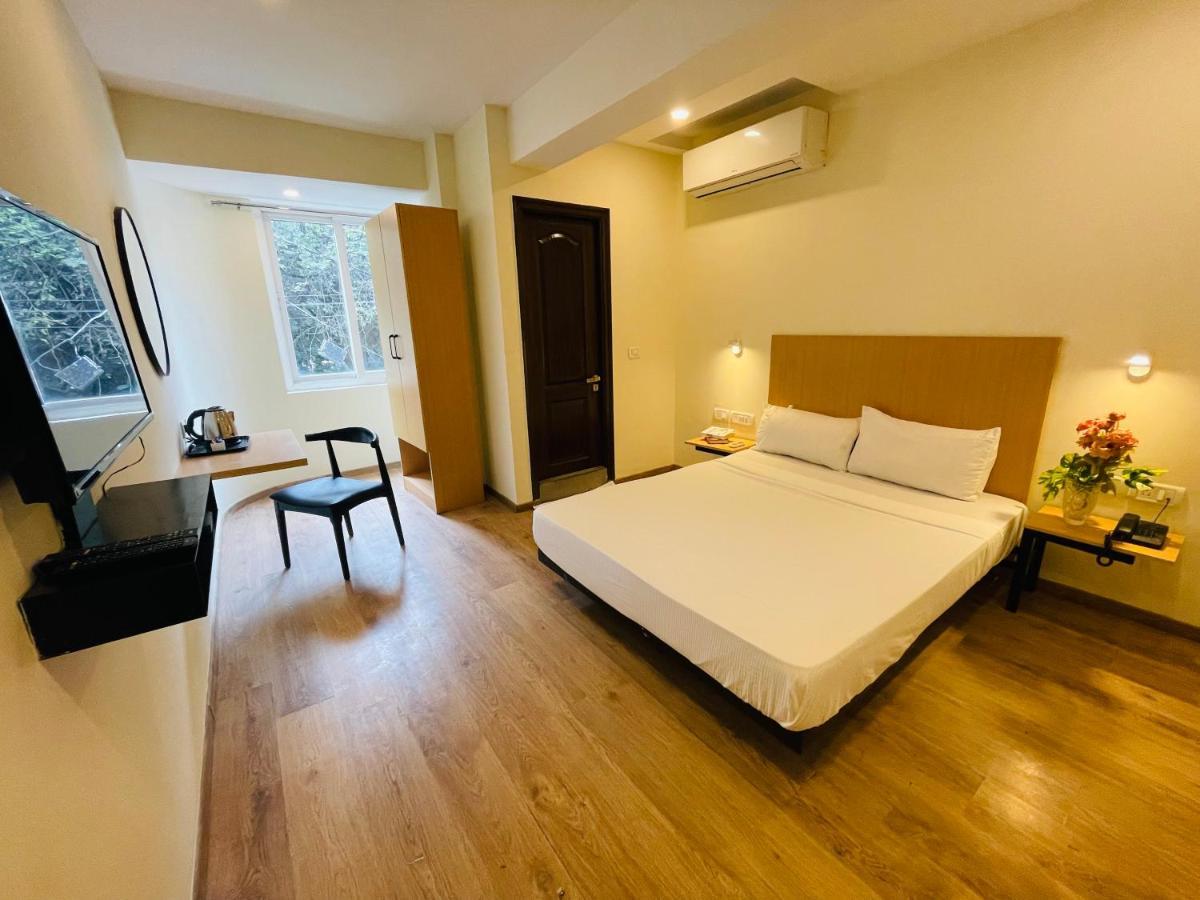 Sanctum Richmond Road Hotel 3*