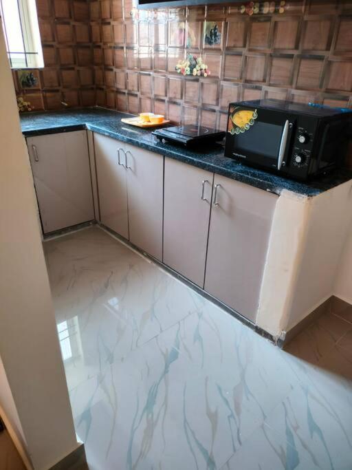 1bhk Near Manyata Tech Park, Thanisandra Apartment