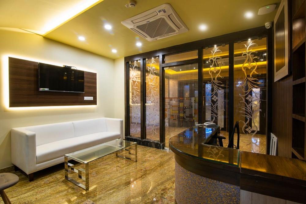 White Rock 3* Bangalore