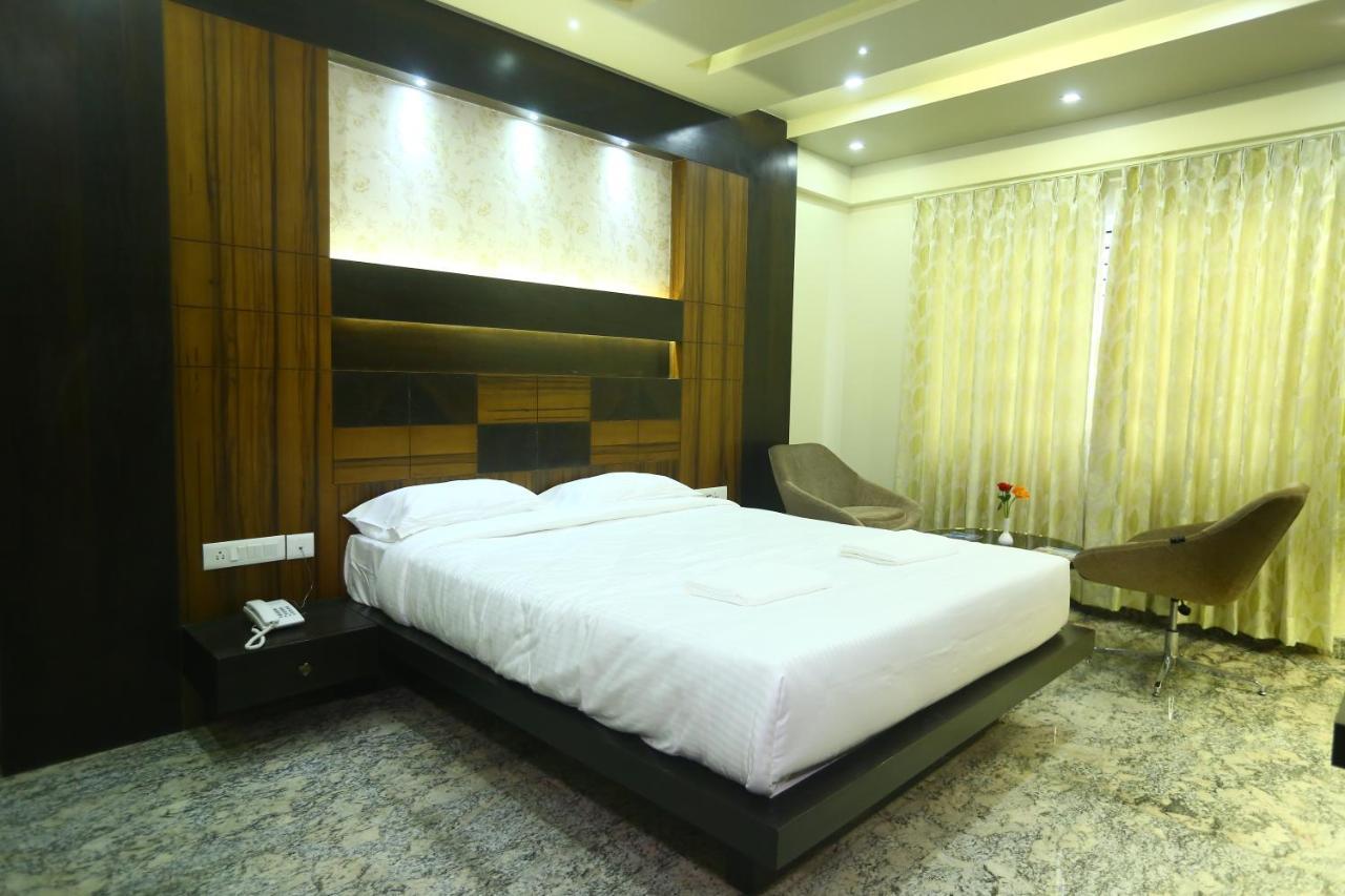 Hotel White Rock 3*