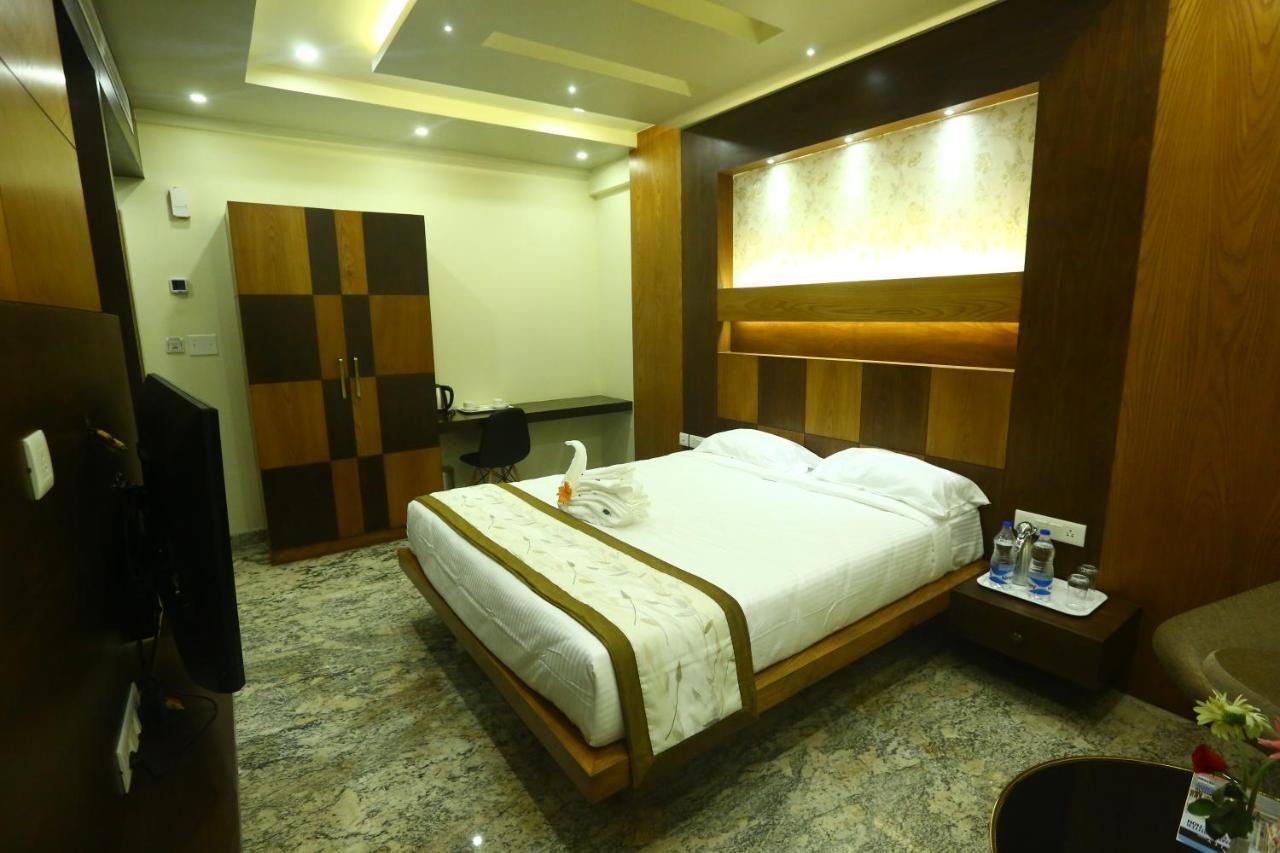 White Rock 3* Bangalore
