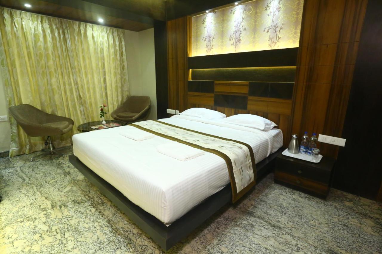 Hotel White Rock 3*