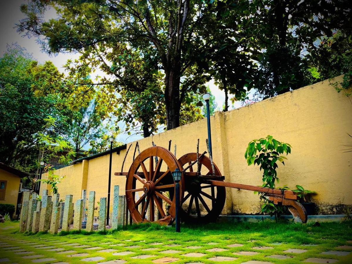 Hlc Ayurveda And Nature Cure Resort *