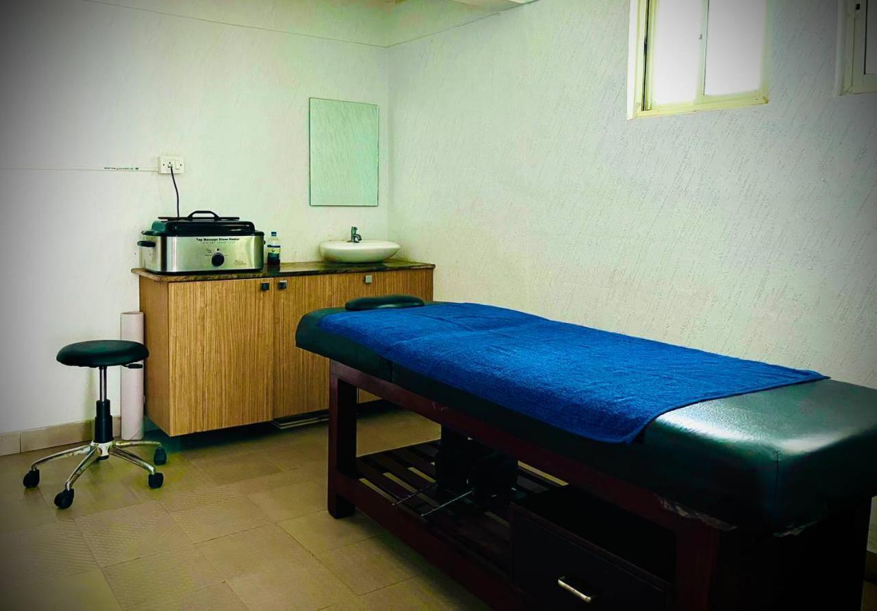 Resort Hlc Ayurveda And Nature Cure *