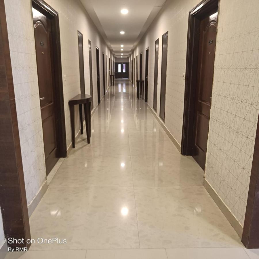 Astra & Whitefield Near To Nallurahalli Metro Station And Ktpo 3* Bangalore