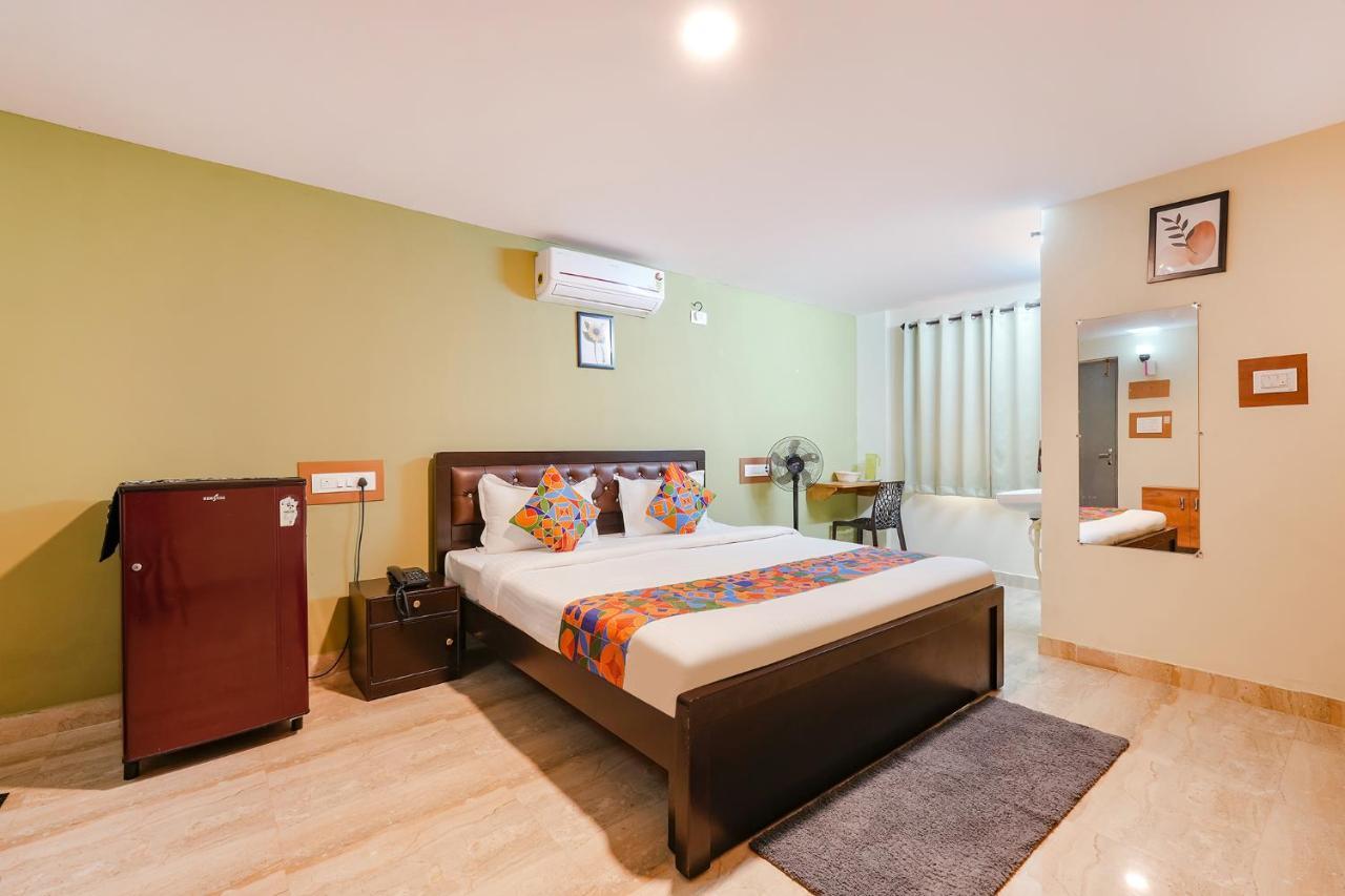 Fabhotel La Palma - Nr Rmz Eco World Hotel