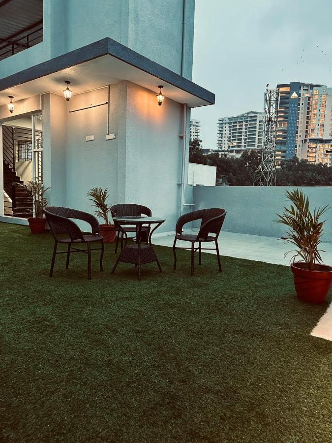 Apartment 2bhk Presidency Bangalore