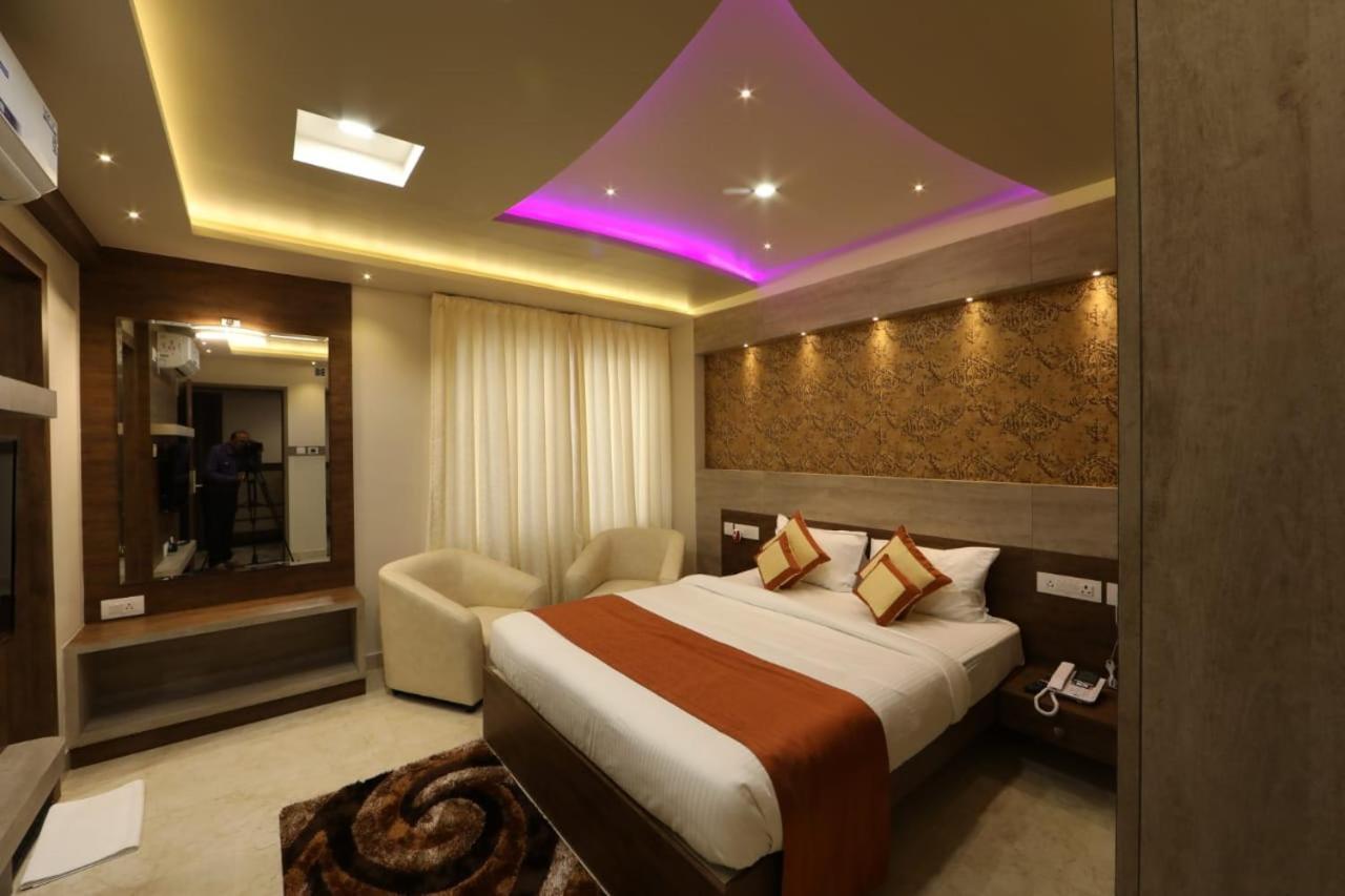 2bhk Presidency Apartment Bangalore