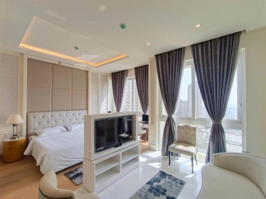 Apartment Luxury Leela Apartment, Near Airport,manyata Tech Park *