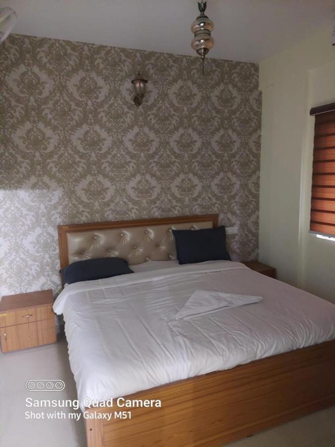Love hotel Elevar Ayanna Bangalore