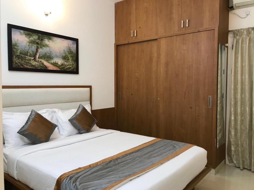 Elevar Ayanna Bangalore
