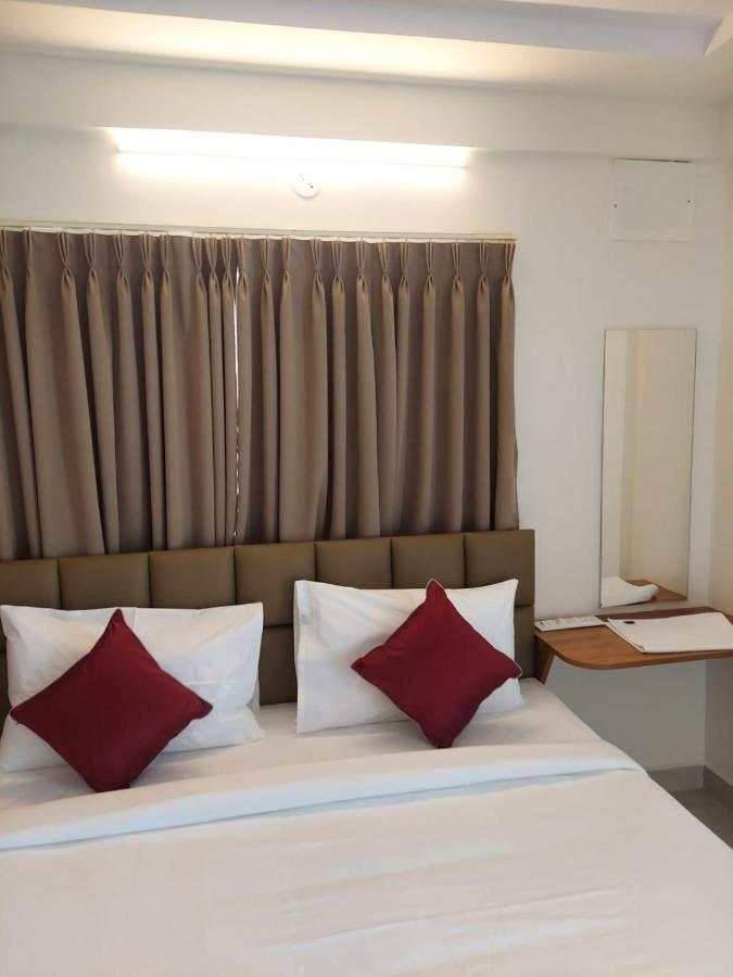 Elevar Ayanna Love hotel Bangalore