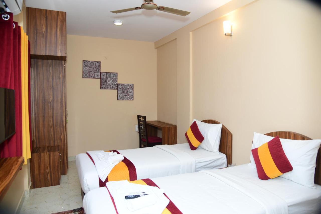 Apartment 1 Rk Ac With Open Terrace Manyata Tech Park Bangalore