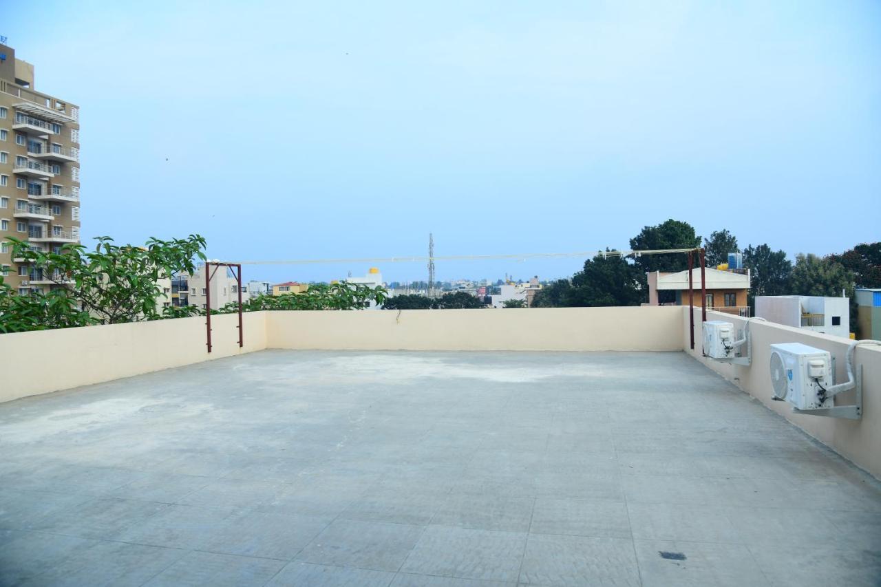 Apartment 1 Rk Ac With Open Terrace Manyata Tech Park