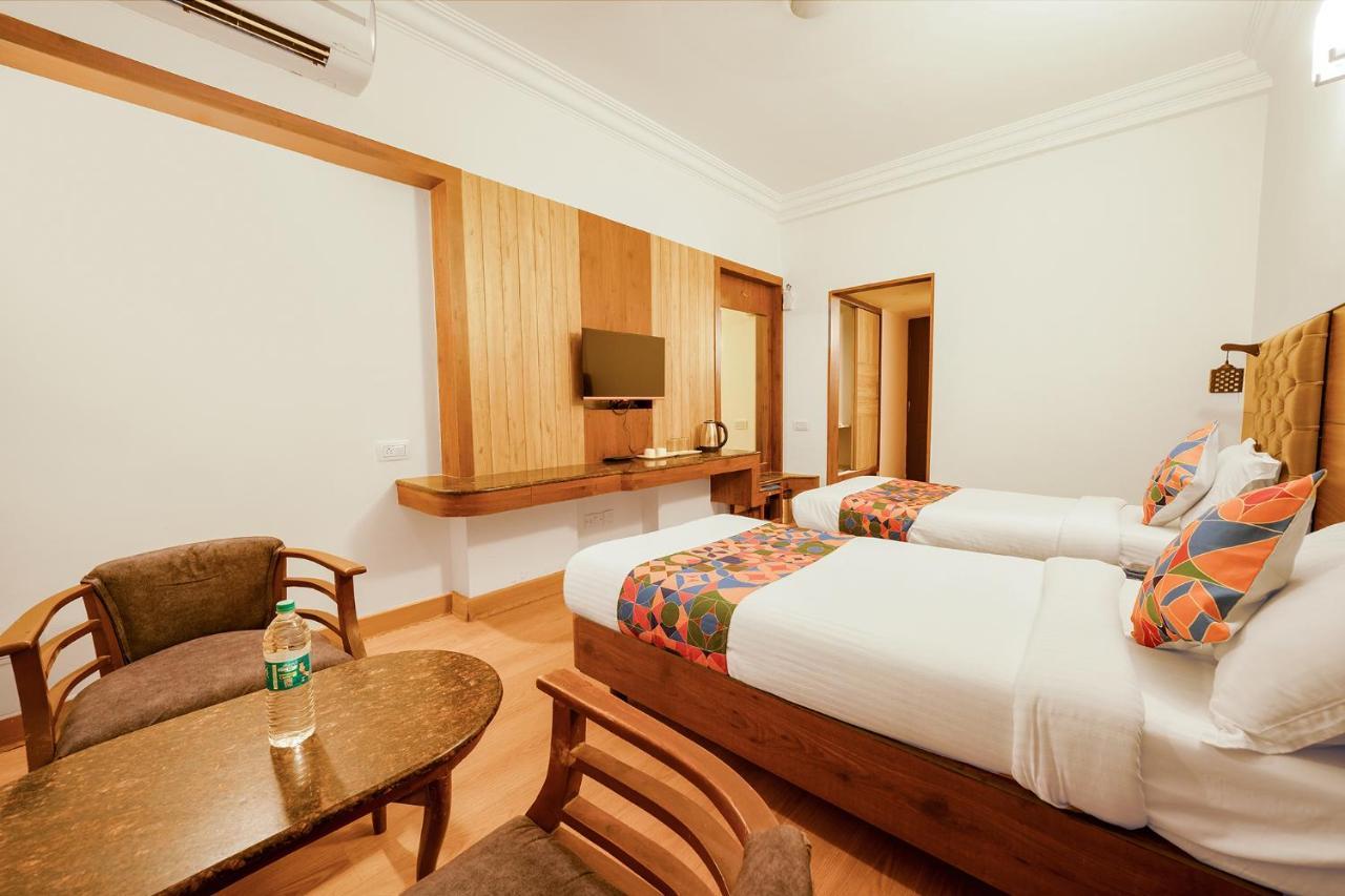 Hotel Fabhotel Royale Basant Residency - Gandhinagar