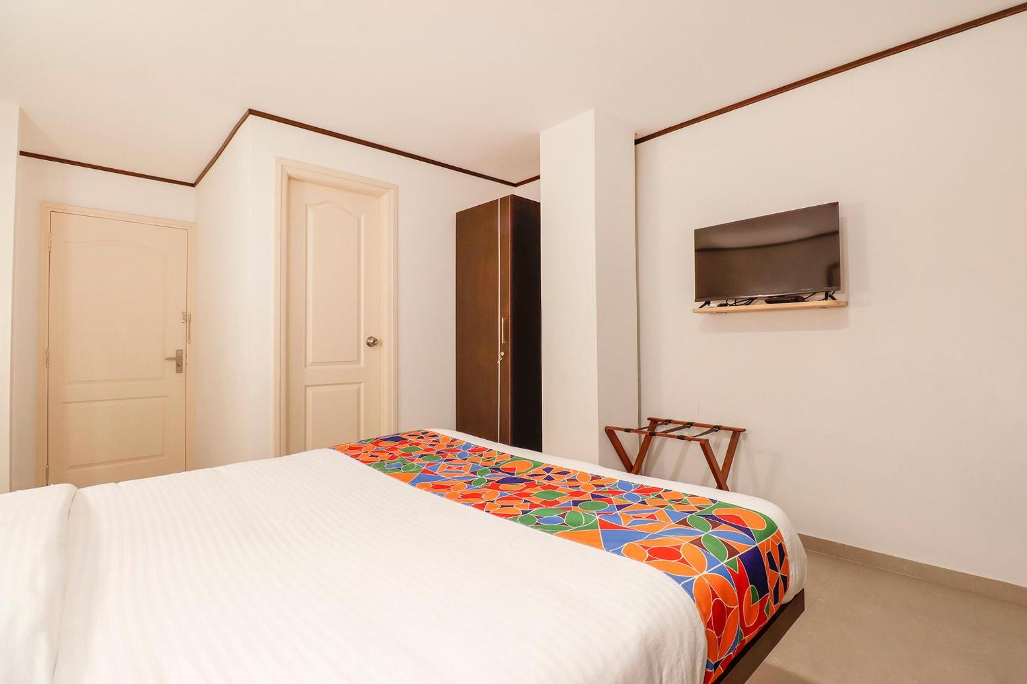 Hotel Fabhotel Park - Indiranagar